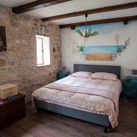 Guesthouse Nina Кастель-Нови Экстерьер фото