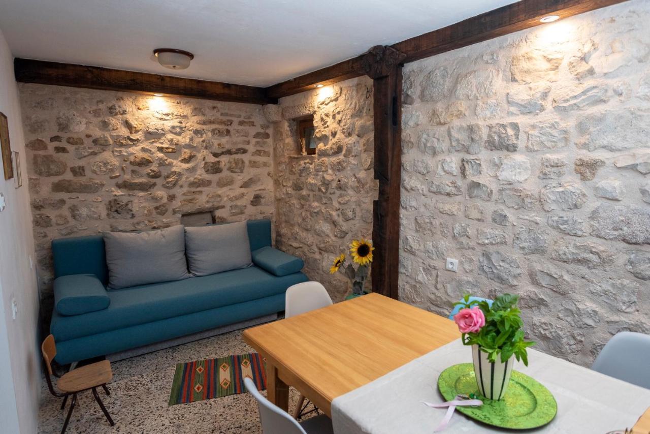 Guesthouse Nina Кастель-Нови Экстерьер фото