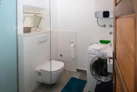 Guesthouse Nina Кастель-Нови Экстерьер фото